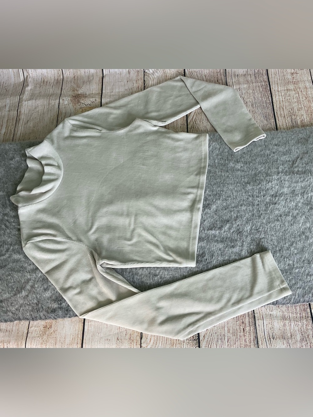 Emory Park Knit Cropped Long-Sleeve Top Size S
